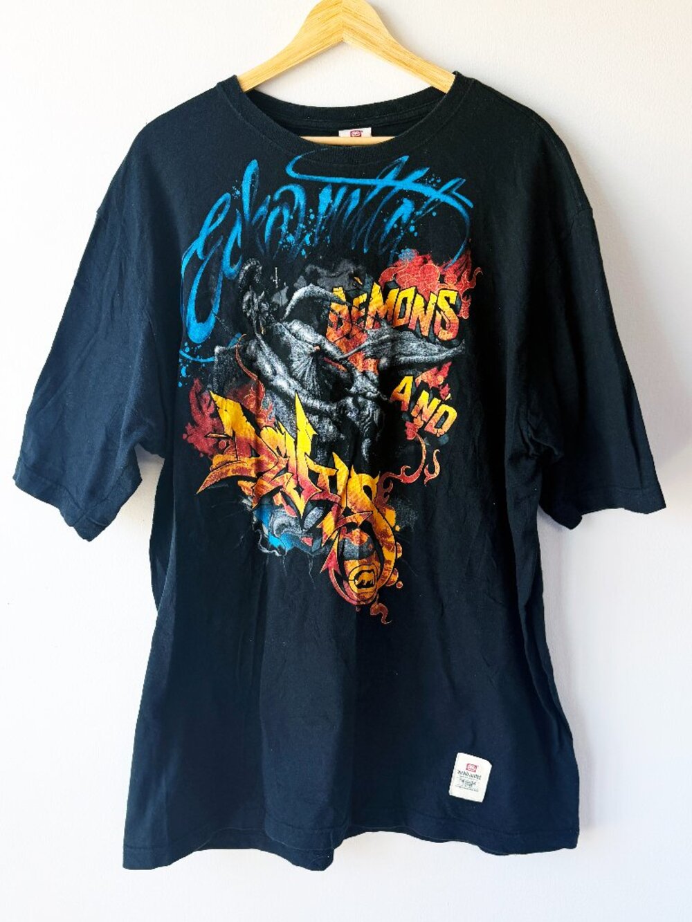 Ecko Unltd "Demons & Angels" Graffiti Tee - XXL Vintage 00s